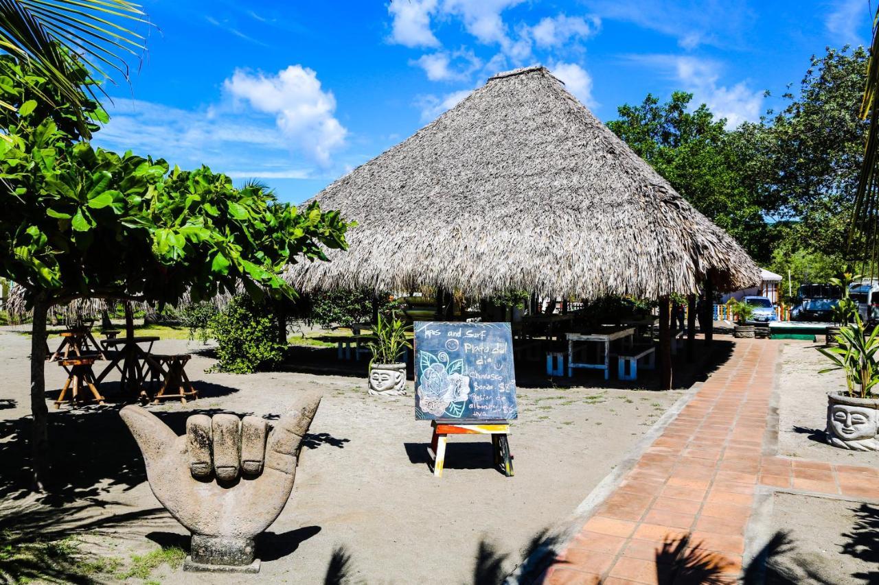 Tapas & Surf Luxury tent
